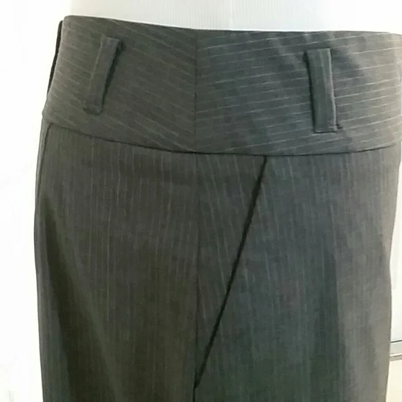 Banana Republic sizes: Jacket 6. Skirt 4 - Picture 12 of 16